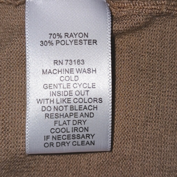 Cable & Gauge "Coffee Brown" Skirt Cardigan in Size Medium - Picture 5 of 5